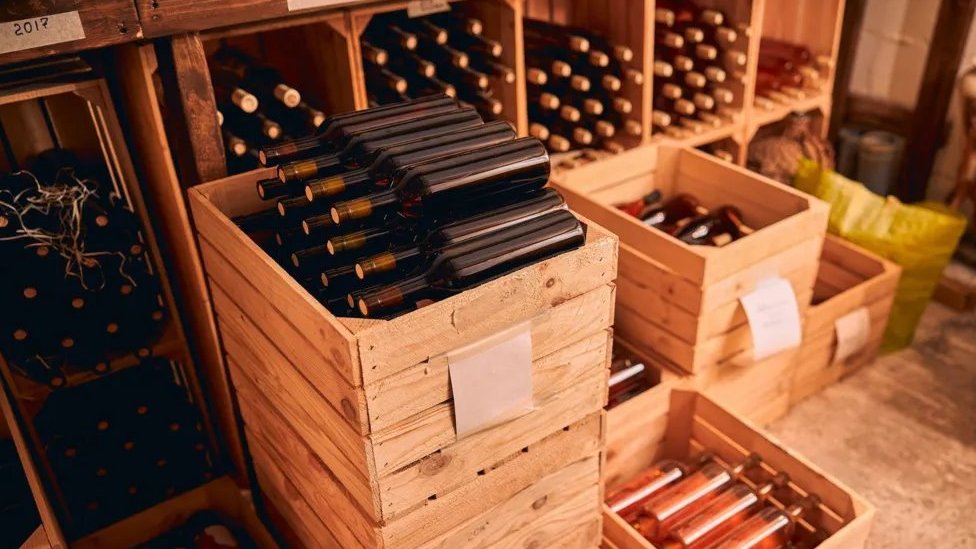 Francuska: Policija raskrinkala prodavce falsifikovanih vrhunskih vina 1 Vino, prevara, zaplena