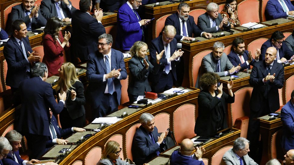 Italija zabranjuje da se u inostranstvu traže surogat majke 1 Italija, zakon