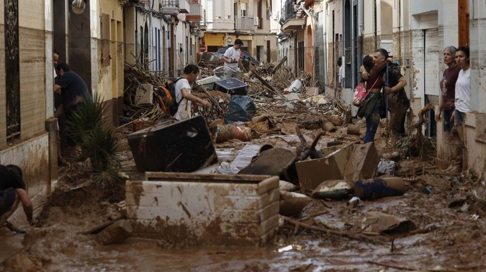 Spasilačke službe tragaju za telima u automobilima i oštećenim kućama: Porastao broj žrtava poplava u Španiji 1