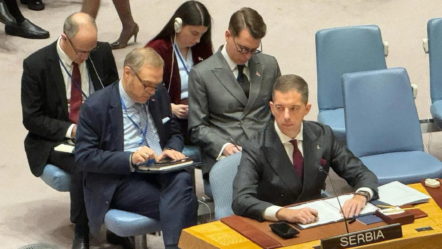 Hoće li Vučić "kazniti" Đurića kako traži Vulin, ili je sve igrokaz? 2