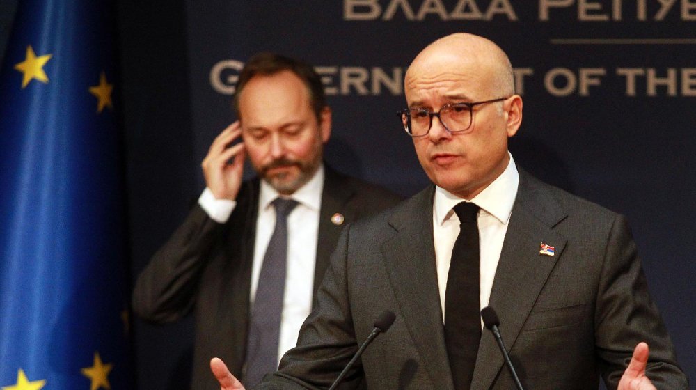 "Jedino vas interesuje da nasiljem dođete na vlast": Oglasio se Vučević o protestu u Novom Sadu 1