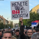 Počela jednočasovna blokada puta u Šapcu 5