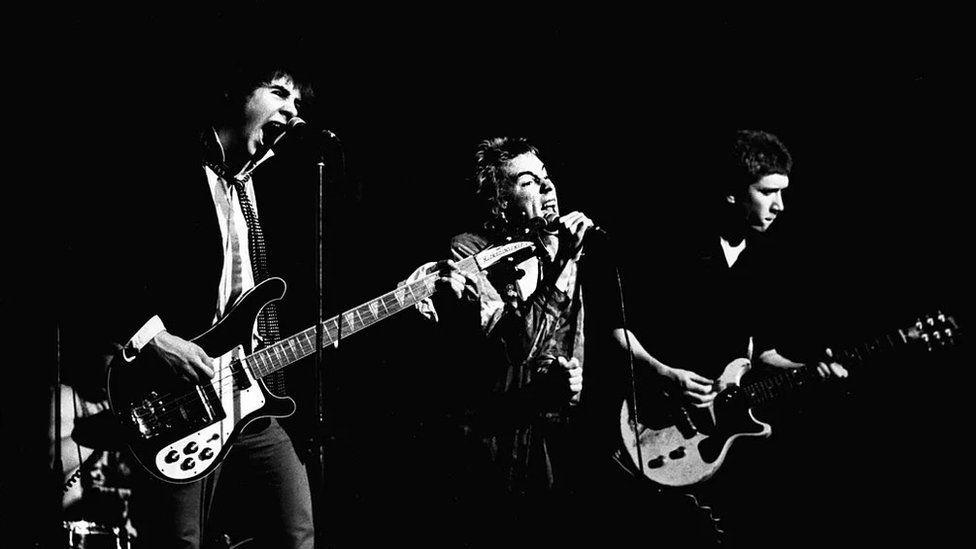 Kako je pank grupa Seks pistols izazvala zgražavanje 1 Seks pistols na sceni