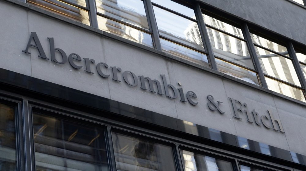 Bivši direktor modnog giganta uhapšen pod optužbom za trgovinu ljudima 1