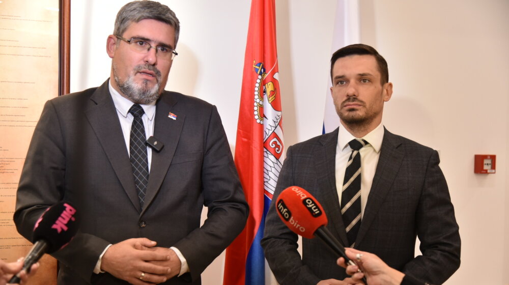 Starović i Ognjenović potpisali novi Kolektivni ugovor PIO fonda 1