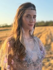 Predstava Jelena Anžujska 05 Balansiranje između katoličkog primorja i pravoslavne Raške: Premijera predstave „Jelena Anžujska” i svečano otvaranje 19. Joakimfesta 5