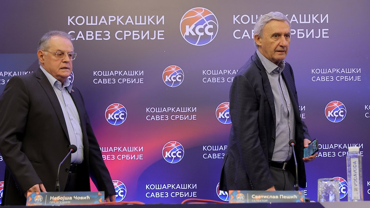 Svetislav Pešić i zvanično potpisao novi ugovor, na klupi reprezentacije do septembra 2025. 2 Svetislav Pešić i zvanično potpisao novi ugovor, na klupi reprezentacije do septembra 2025. 2