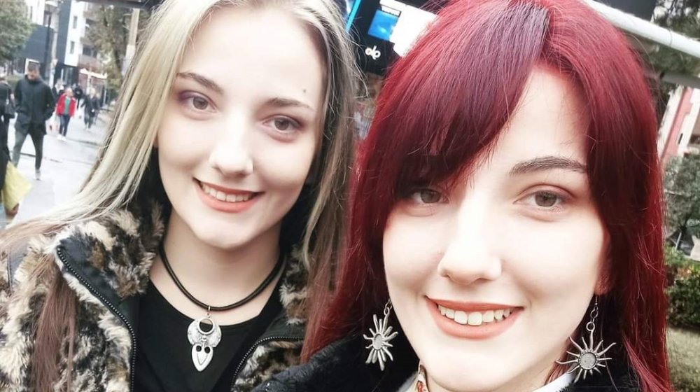 strip umetnice sara i ana živković