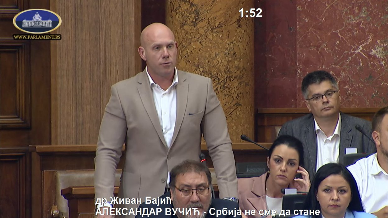 (VIDEO) Vlast odbila zabranu litijuma: Rasprava nakon četiri dana završena psovkama Ane Brnabić upućenim Ćuti 12 (VIDEO) Vlast odbila zabranu litijuma: Rasprava nakon četiri dana završena psovkama Ane Brnabić upućenim Ćuti 12