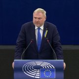 Izvestilac Evropskog parlamenta o Kosovu: Pozivamo na momentalno okončanje mera EU 7