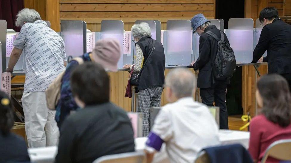 I u Japanu je moguća izborna drama 2 izbori