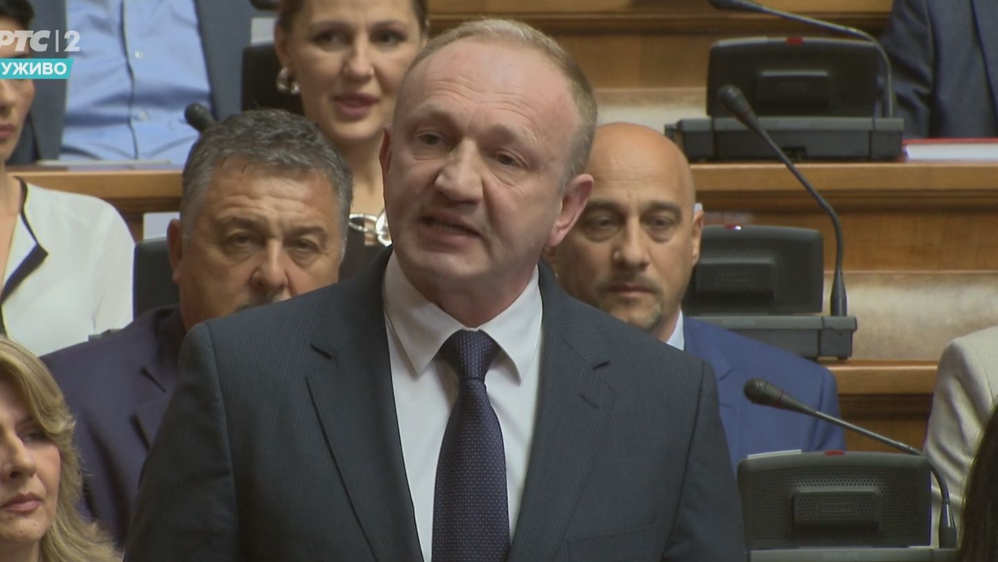 (VIDEO) Vlast odbila zabranu litijuma: Rasprava nakon četiri dana završena psovkama Ane Brnabić upućenim Ćuti 19 (VIDEO) Vlast odbila zabranu litijuma: Rasprava nakon četiri dana završena psovkama Ane Brnabić upućenim Ćuti 19