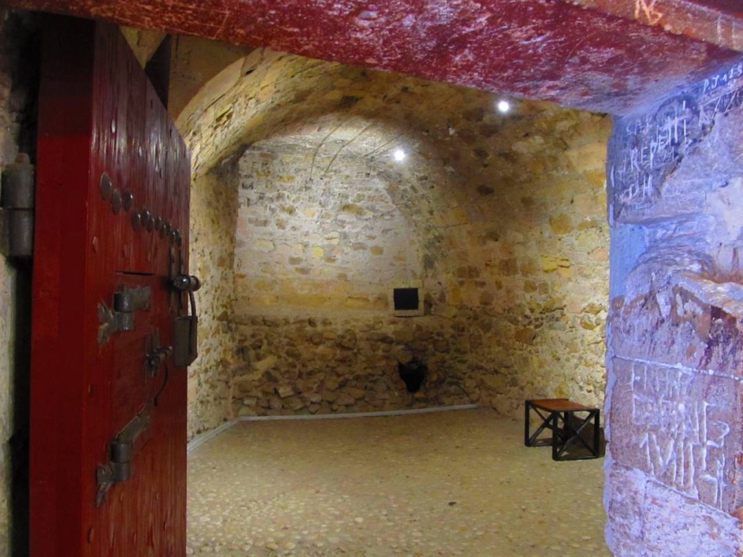 Ostrvo grofa Monte Krista: Ovako izgleda tamnica iz koje niko nikada nije pobegao 3 Ostrvo grofa Monte Krista: Ovako izgleda tamnica iz koje niko nikada nije pobegao 2