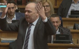 Monarhisti pozivaju opoziciju da im se pridruži u bojkotu parlamenta 15