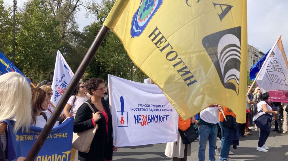 Beogradski prosvetari protiv Vučićeve ponude 1