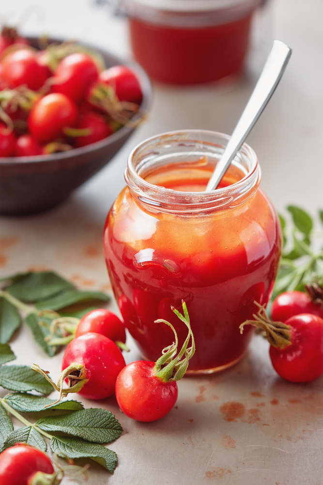 Džem od šipka - recept za najlepšu teksturu i savršeno izbalansiran ukus 2 Džem od šipka - recept za najlepšu teksturu i savršeno izbalansiran ukus 1