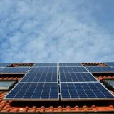 Od jula, domaćinstva sa solarnom elektranom u Sloveniji moći će da podele višak struje sa potrošačima širom zemlje 1