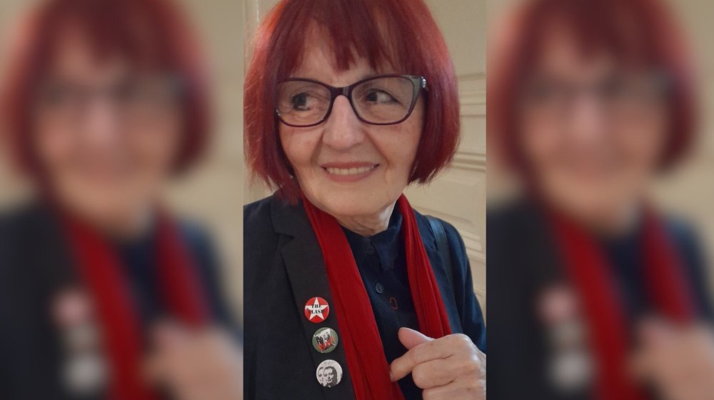 "Cilj ove vlasti je da zatre sve prošlo i bivše": Pesnikinja Radmila Lazić za Danas 1 "Cilj ove vlasti je da zatre sve prošlo i bivše": Pesnikinja Radmila Lazić za Danas 1