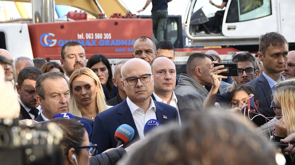 U Skupštinu Srbije stigao predlog za glasanje o nepoverenju premijeru Vučeviću, potpisao 71 poslanik 1