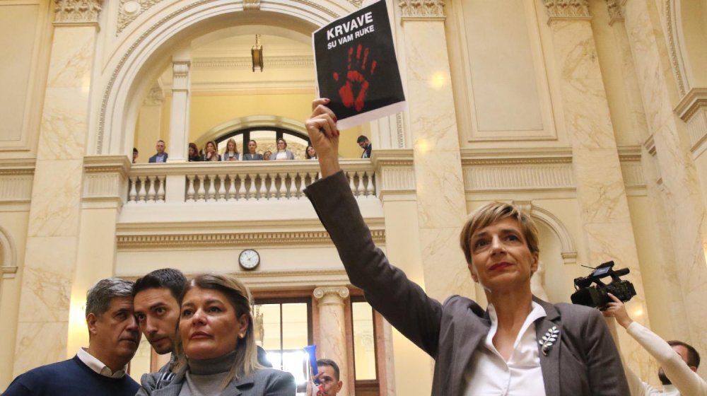 Opozicija posle jedinstvene odbrane od nasrtaja naprednjaka, odvojeno se obratila javnosti: Šta to znači? 1