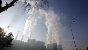 Ko će sve od početka sledeće godine morati da plaća porez na CO2? 15