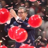 Kako je predsednik Srbije od počasnog građanina stigao do statusa nepoželjne osobe? 6