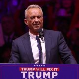 Tramp izabrao aktivistu protiv vakcina Roberta Kenedija Mlađeg za svog ministra zdravstva 2