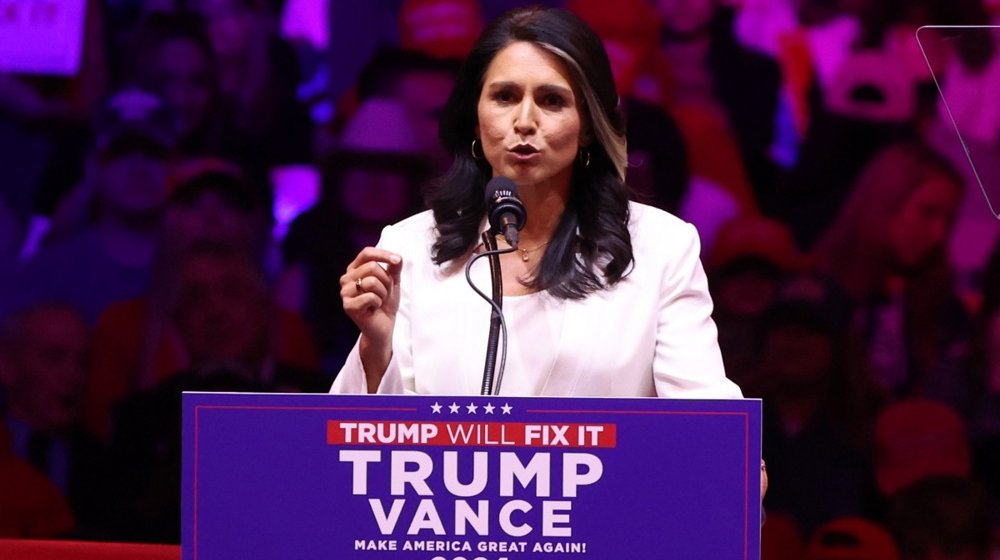 "Veteranka koja vežba jogu": Ko je Tulsi Gabard, koju je Tramp imenovao za direktorku Nacionalne obaveštajne službe? 1