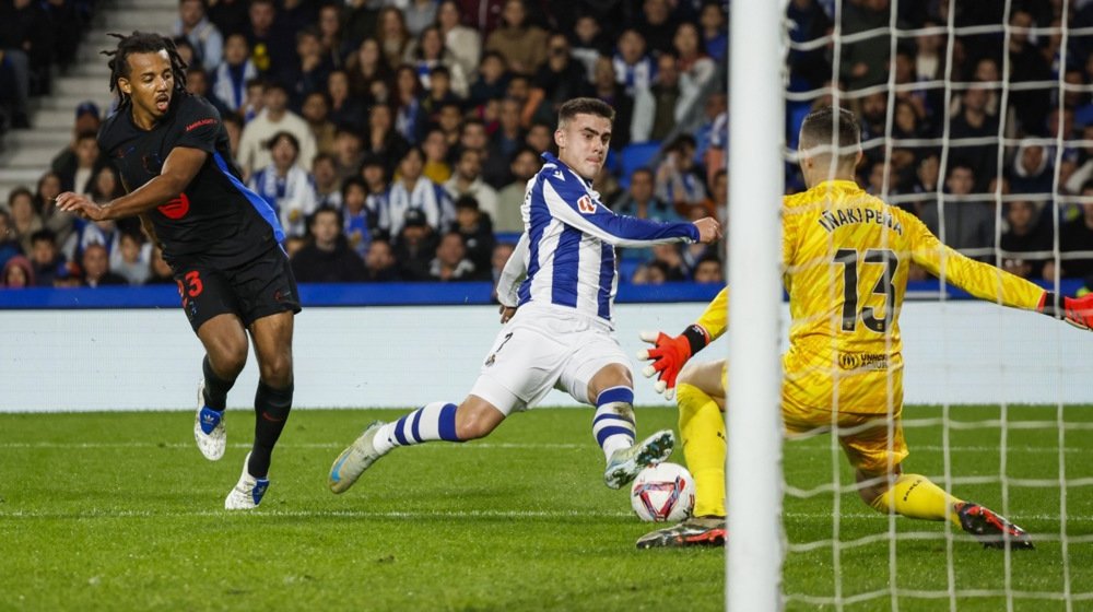 Barselona drugi put ostala bez pobede u Primeri, Real Sosijedad im naneo poraz kakav niko nije ove sezone 1