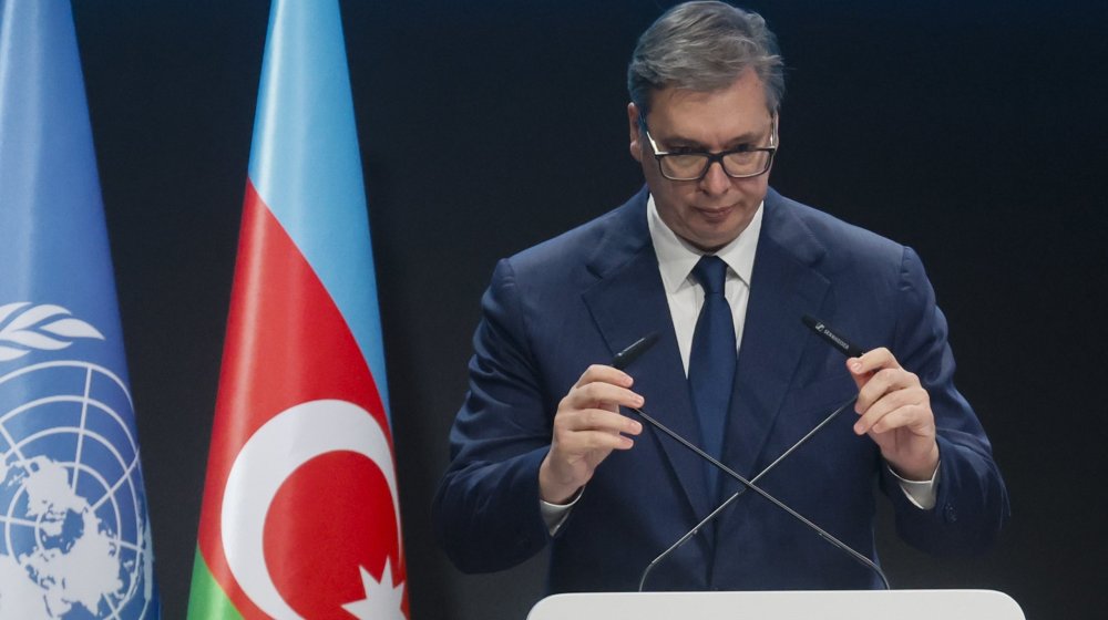 Skromnost nije Vučićeva vrlina: Sagovornici Danasa o izjavi predsednika Srbije da je među prvima razgovarao sa Trampom 1