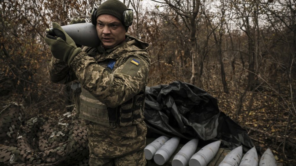 Urednik u Gardijanu: Malo je verovatno da će puštanje Ukrajine da ispaljuje rakete na Rusiju imati odlučujući efekat 1