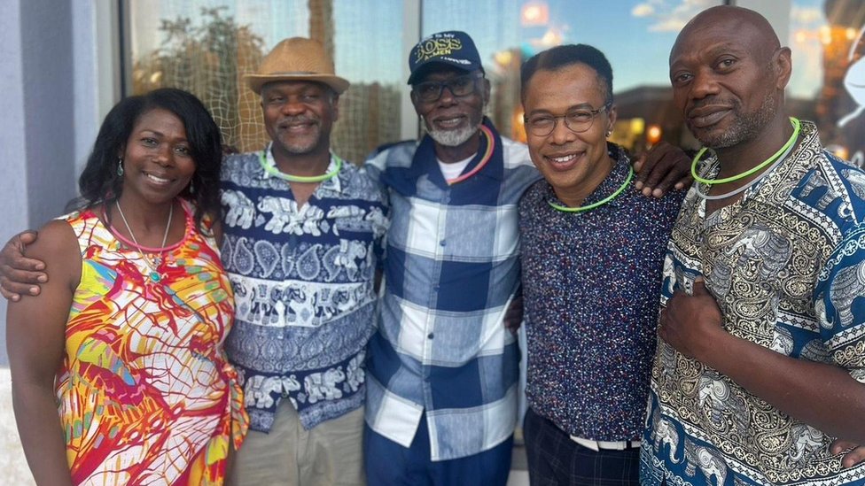 Neželjena deca Vijetnamskog rata: „Moj otac nikada nije znao puno ime moje mame” 7 Moris Pli Roberts