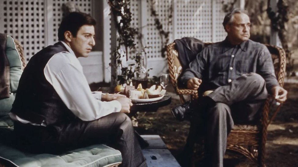 Film: Frensis Ford Kopola tvrdi da je „Kum“ predstavljao oštro upozorenje za SAD 2 scena iz filma Kum