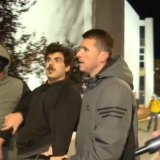 Relja Stanojević i Miša Bačulov izašli iz pritvora 6