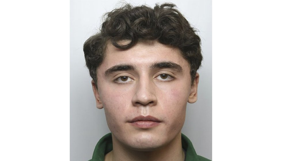 Filmsko bekstvo vojnika iz zatvora u Londonu: Držao se za kamion 1