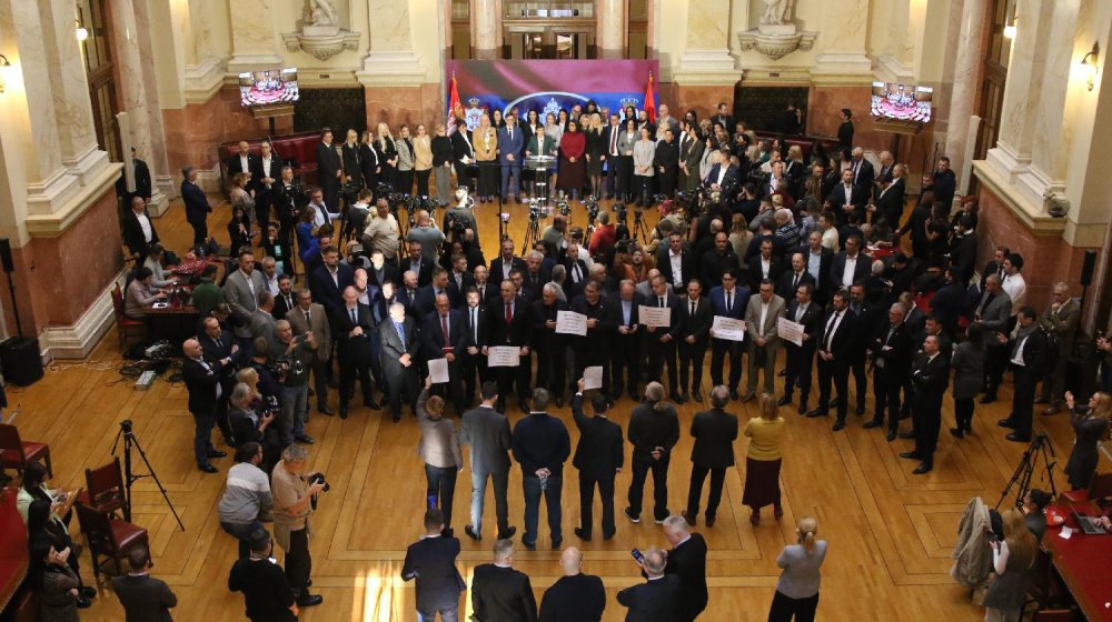 Prvo obraćanje opozicije nakon opšte tuče u Skupštini 1