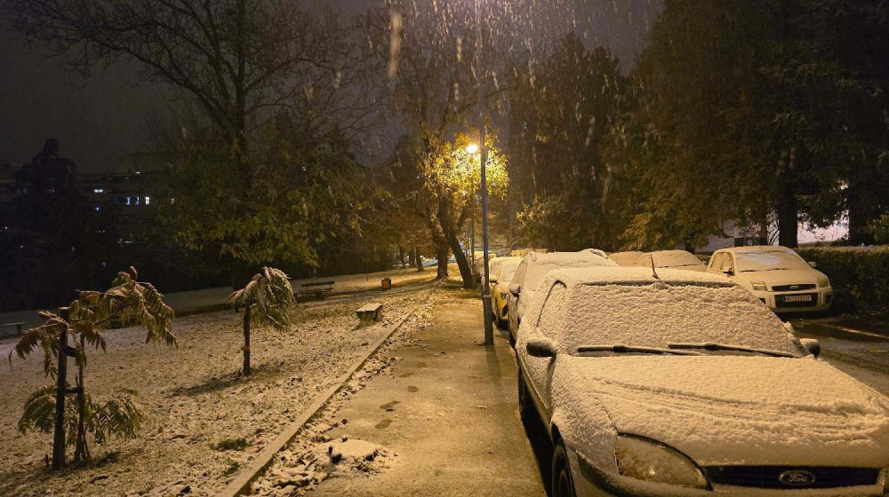 Na Kopaoniku počeo da pada sneg slabog intenziteta 1