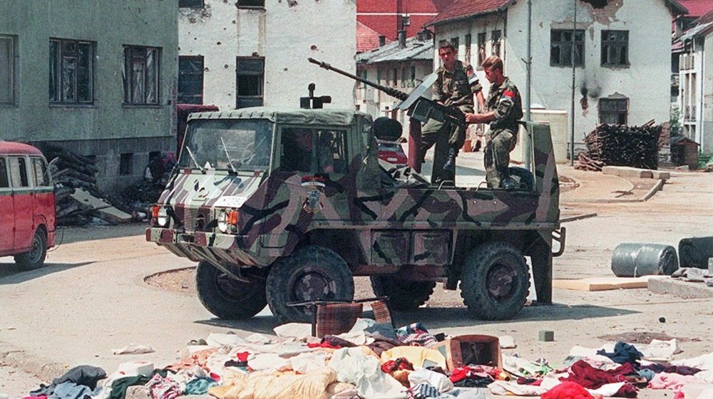 Povodom oslobađajuće presude Živanoviću: "Srbija utočište ratnim zločincima" 1