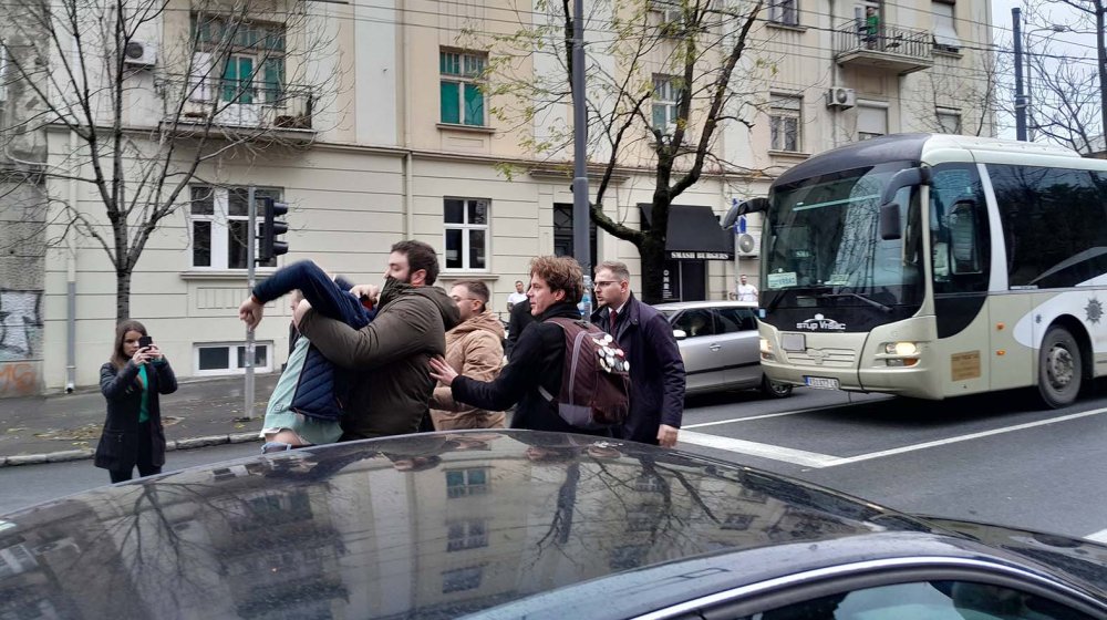 Vučić i Tepić razmenjuju optužbe: Ko tu koga „druka“? 1