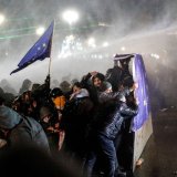 Gruzija odlaže kandidaturu za članstvo u EU do 2028, veliki nemiri u Tbilisiju 13