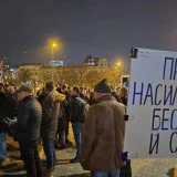 Miketić na Starom savskom mostu: 300 oklopnih policajaca na nas 50 (FOTO) 12