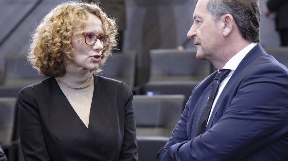 Zvaničnica NATO: Saveznici od Beograda očekuju odgovornost za nasilje na Kosovu 2023. 1