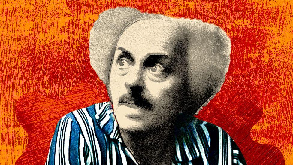 Čime se danas bavi mlađi referent Dimitrije Pantić: Priča Nikole Simića 1 Nikola Simić kao Dimitrije Pantić