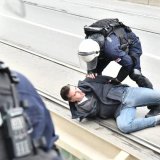 SPS-ovci devedesetih nisu glumili "slučajne prolaznike": Sagovornici Danasa o tome da li je počeo "otvoren lov" na Vučićeve protivnike 13