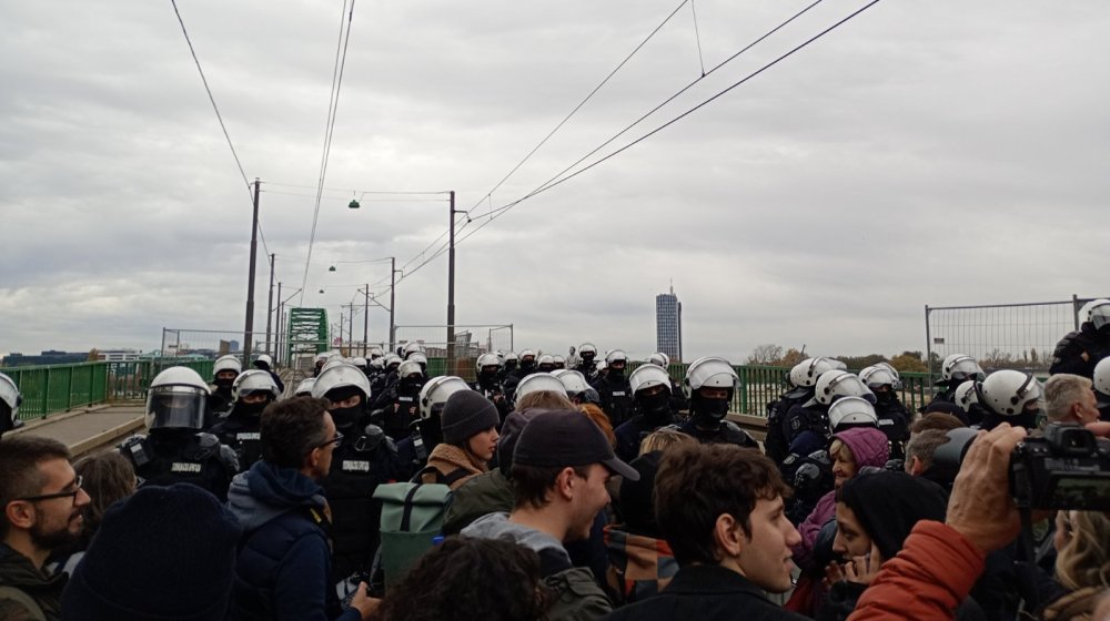 Atanacković: Policijska mašinerija na Starom savskom mostu pokazuje uznemirnost režima 1