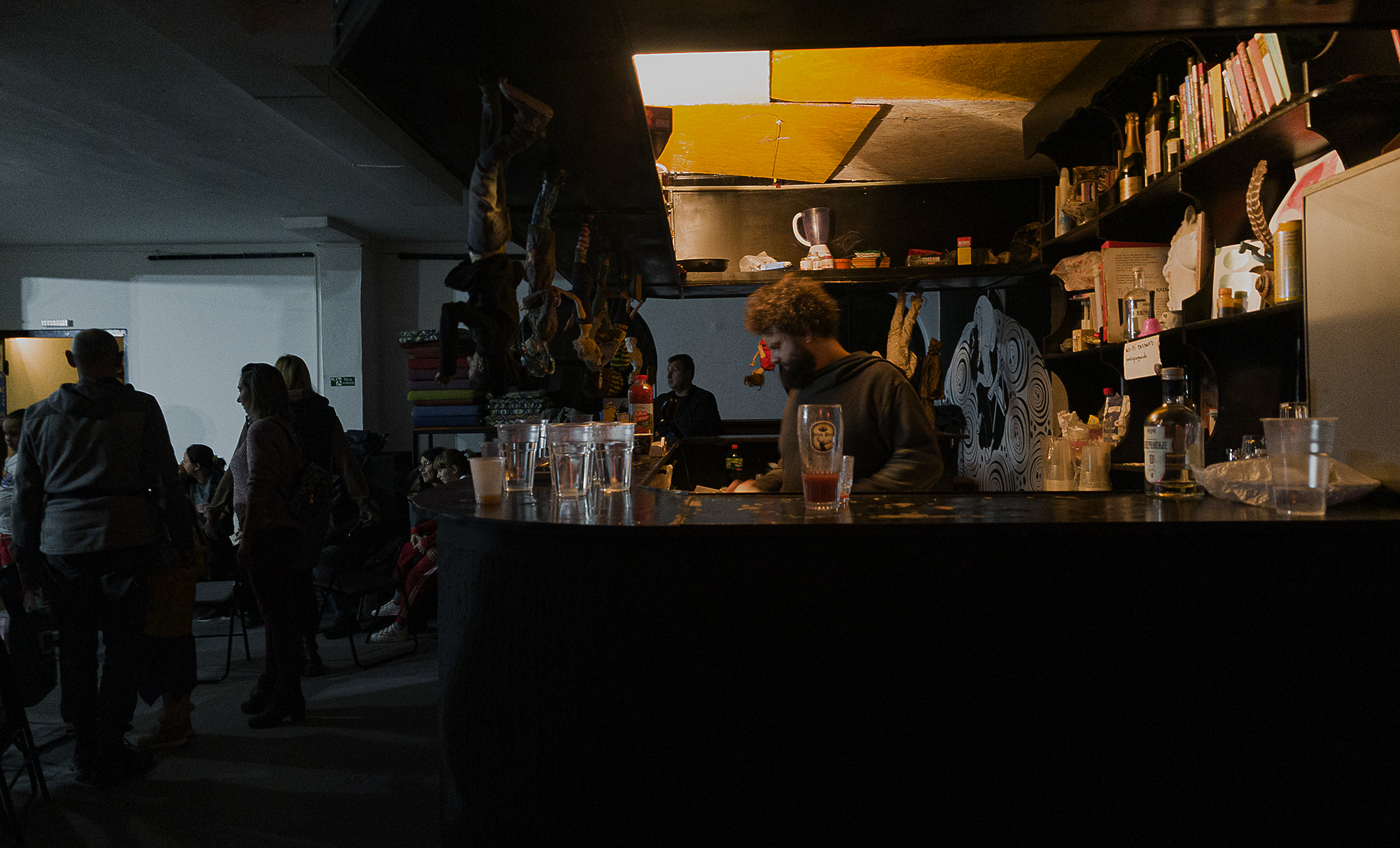 Činimo velike napore da u potonulom društvu nađemo smisao bavljenja kulturom: Umetnica povodom rođendana AKC Gnezdo 3 Činimo velike napore da u potonulom društvu nađemo smisao bavljenja kulturom: Umetnica povodom rođendana AKC Gnezdo 2