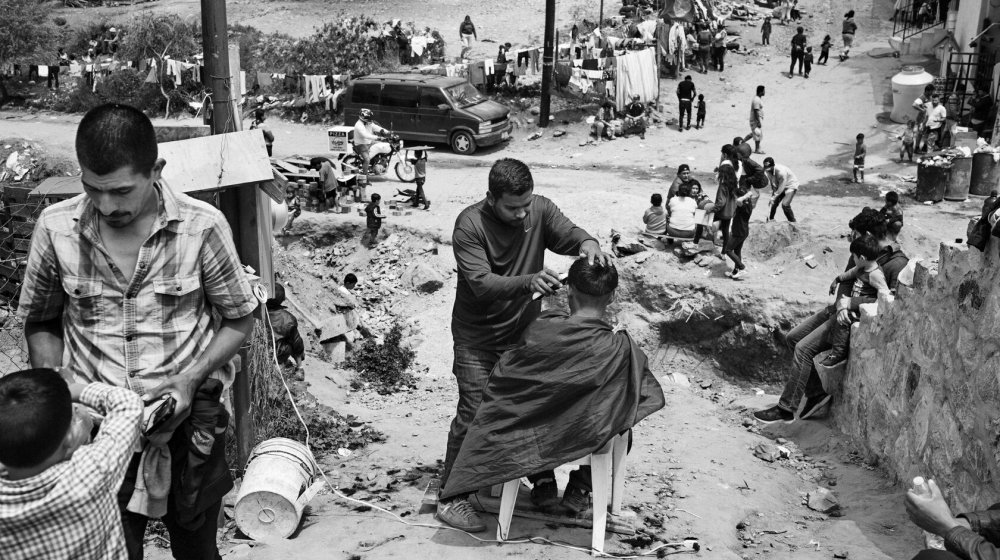 Svetska zvezda dokumentarne fotografije Nikolo Filipo Roso otvara 12. Vizualizator izložbom Exodus (FOTO) 1