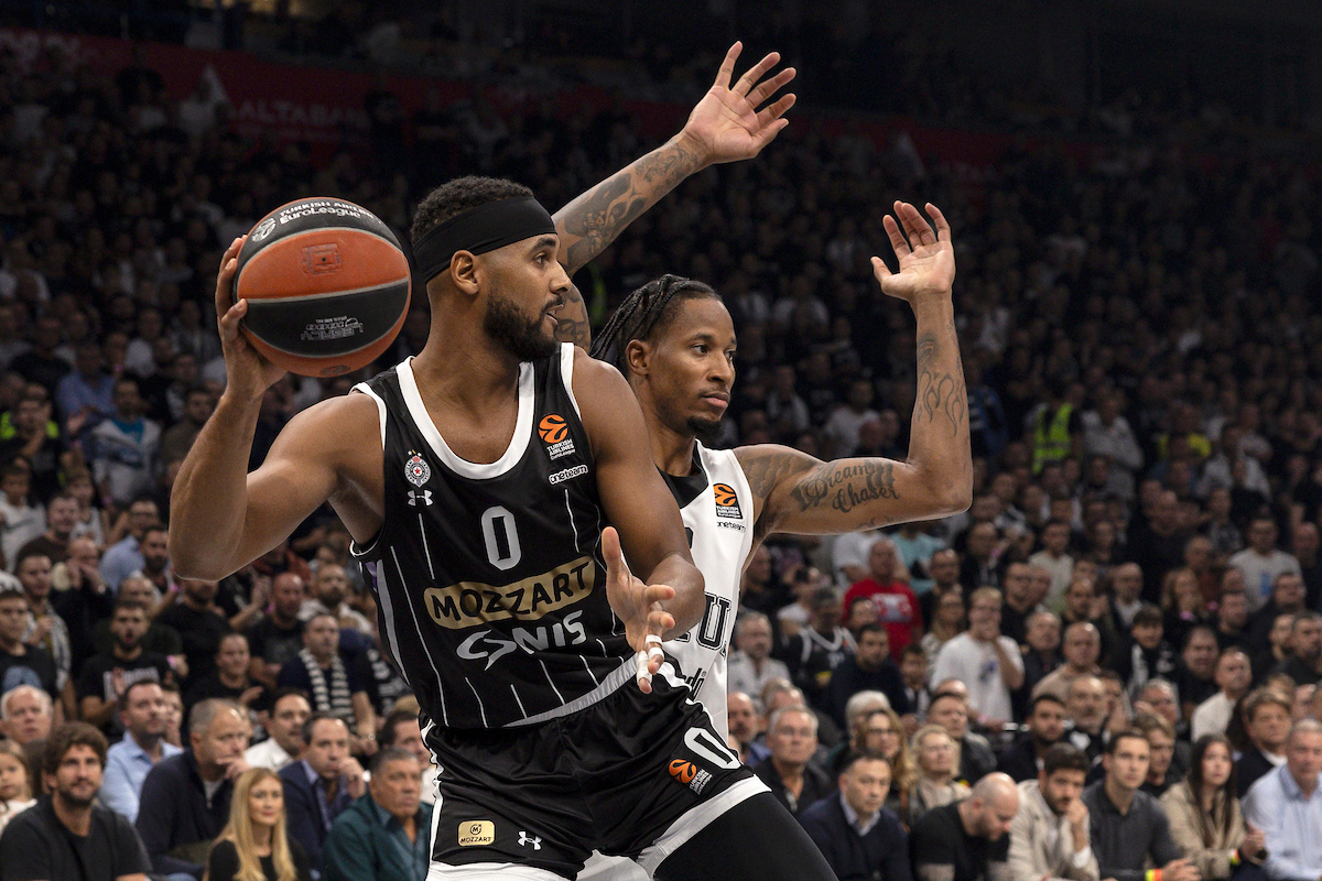 Dragutinović: Partizan je izgubio sigurnost, jedan igrač energetski ne pripada ostatku ekipe 2