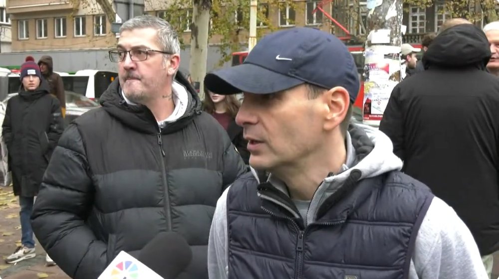 Miloš Jovanović nakon koškanja na blokadi: Ako smo slabi ljudi, neka nas jaše Aleksandar Vučić (VIDEO) 1