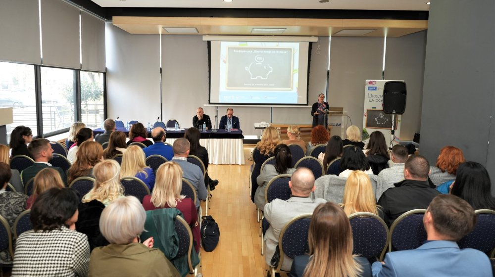 Finansijsko obrazovanje u skoro dvesta osnovnih škola u Srbiji 1